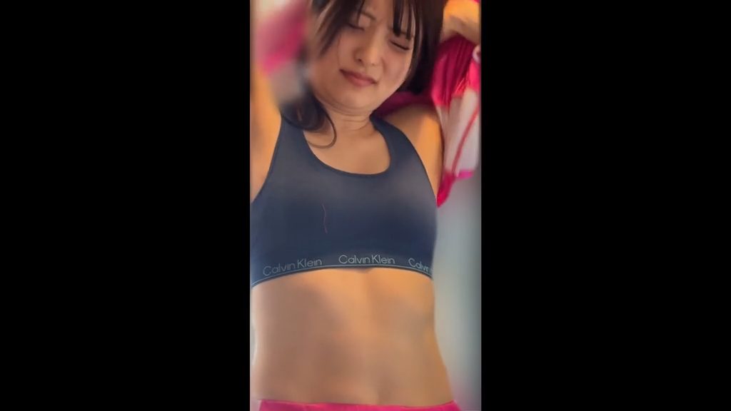 【中城葵,星野ねね,溝端恋,糸井瑠花】スーツアクターのCK下着SEX